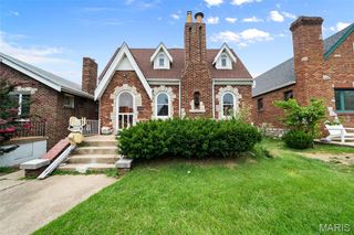 6319 Tholozan Avenue, St Louis, MO 63109