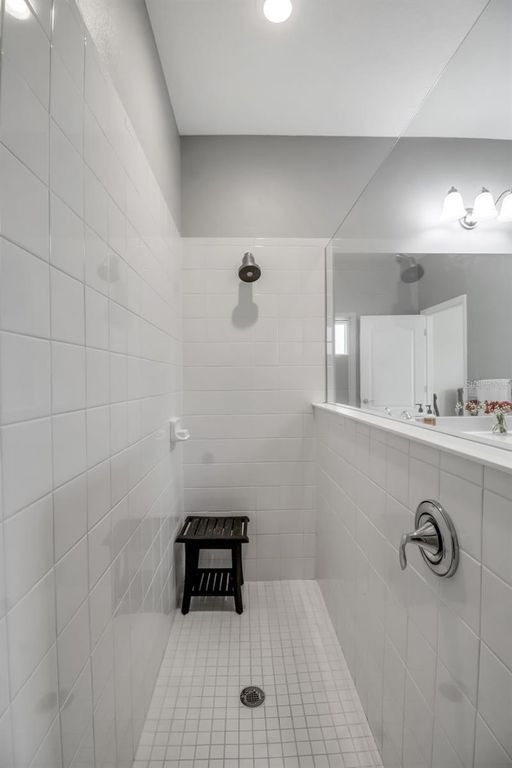 Image 23 of property listing at 7798 RIDGELAKE CIRCLE, Bradenton, FL 34203