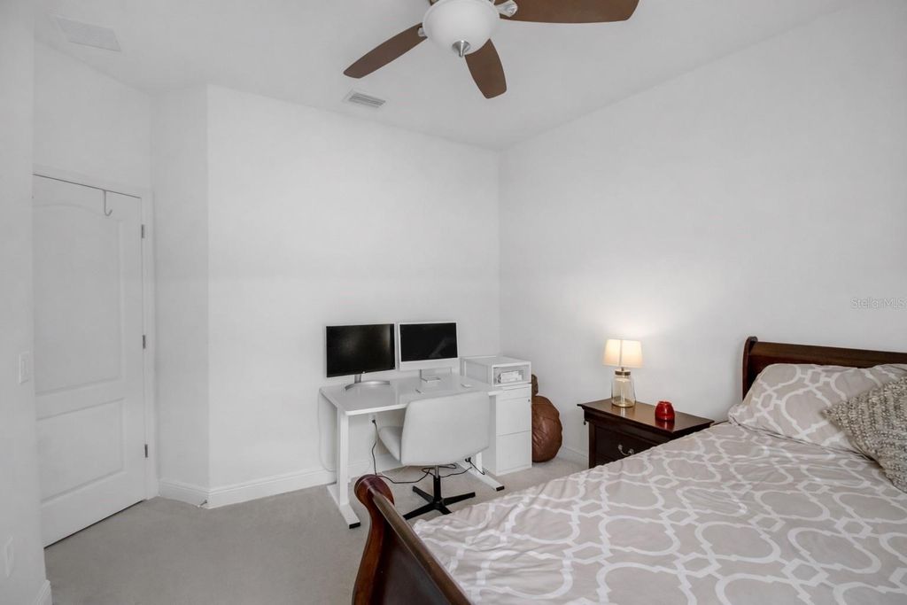 Image 30 of property listing at 7798 RIDGELAKE CIRCLE, Bradenton, FL 34203