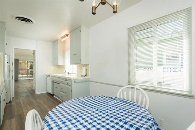 11014 Leolang, Sunland, CA 91040