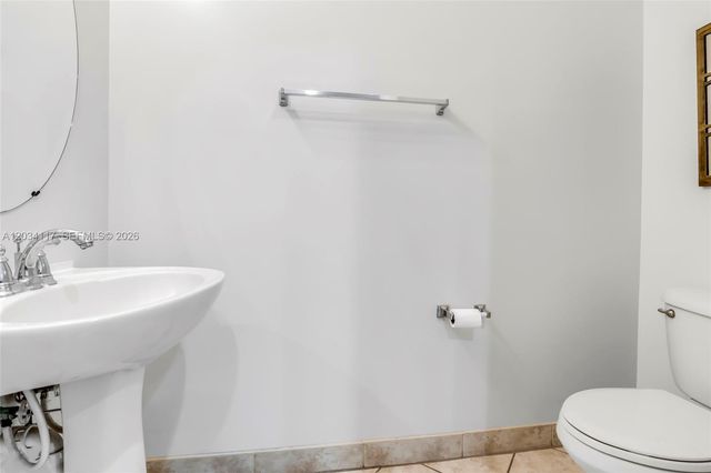 7782 Paddock Pl, Davie, FL 33328