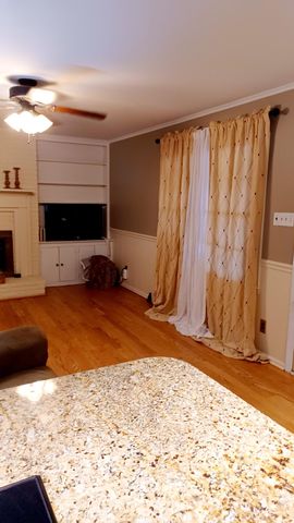 209 Pocahontas Trail, Georgetown, KY 40324