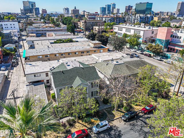 3220 W 2nd Street, Los Angeles, CA 90004