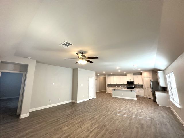 2309 Lannister Street, Mansfield, TX 76063