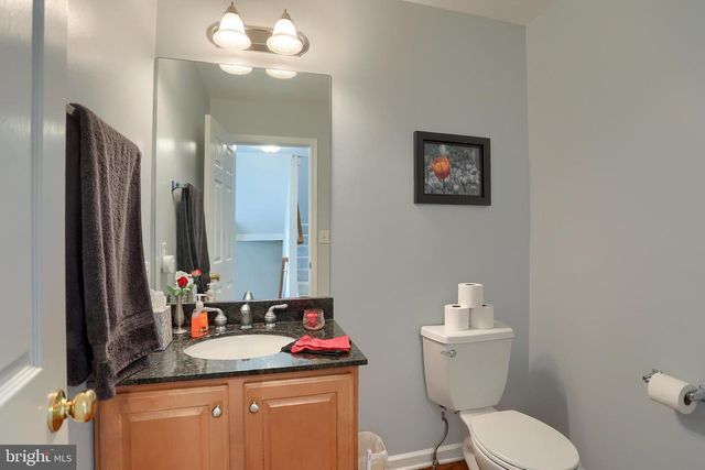 510 MEADOW CROFT CIR, Mechanicsburg, PA 17055