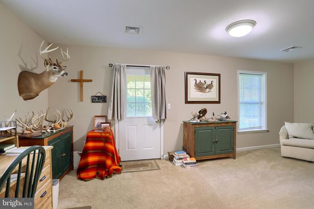 510 MEADOW CROFT CIR, Mechanicsburg, PA 17055