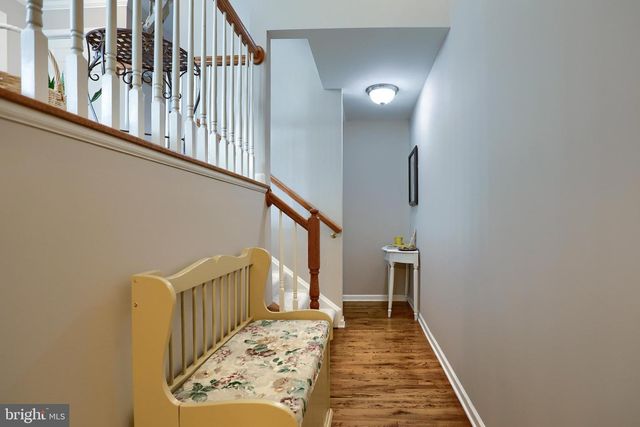 510 MEADOW CROFT CIR, Mechanicsburg, PA 17055