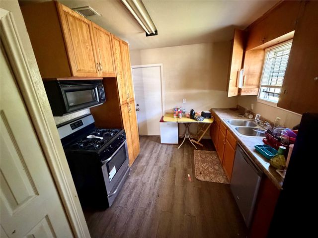 7801 Glass Street, Houston, TX 77016
