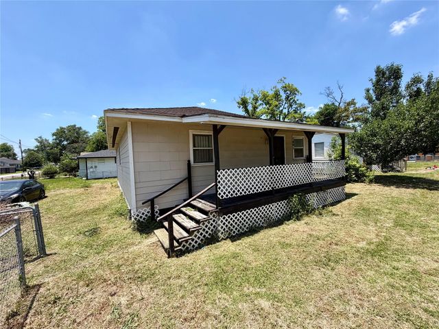 7801 Glass Street, Houston, TX 77016