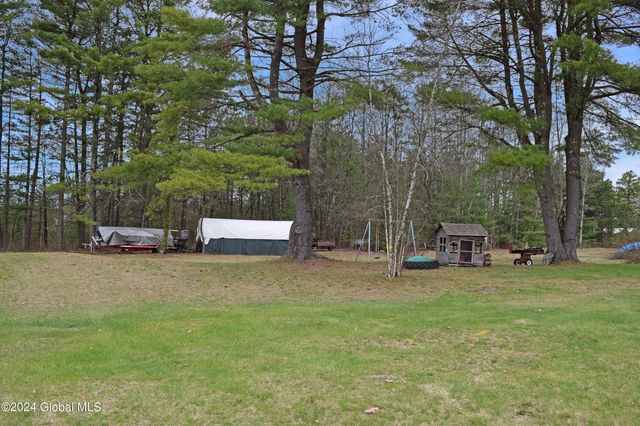 408 Reynolds Road, Moreau, NY 12828