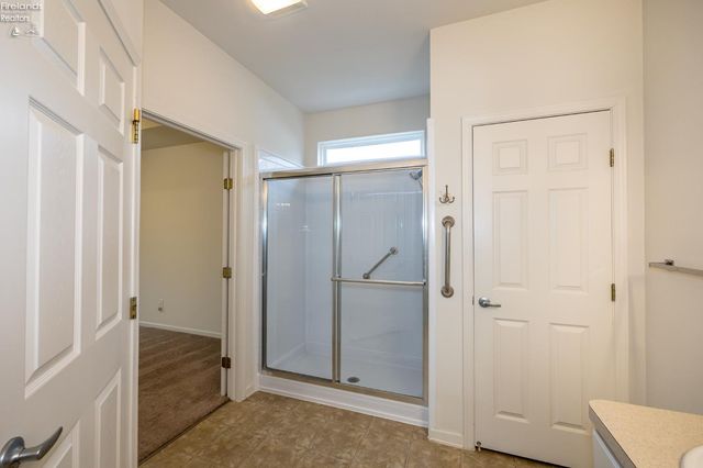 38391 Kingsbury Road, North Ridgeville, OH 44039