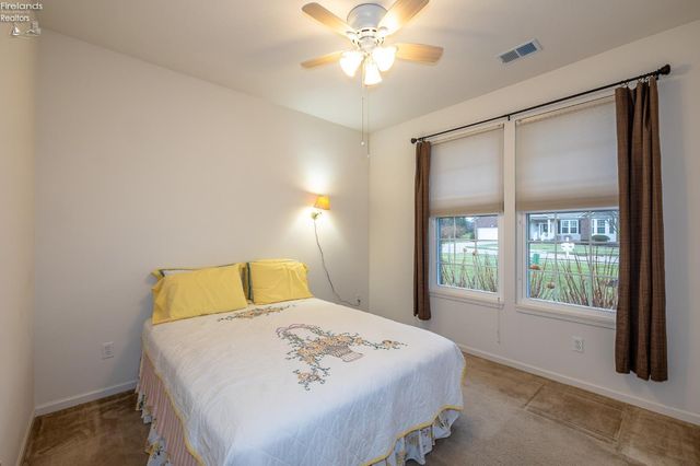 38391 Kingsbury Road, North Ridgeville, OH 44039