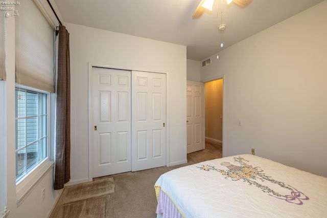 38391 Kingsbury Road, North Ridgeville, OH 44039