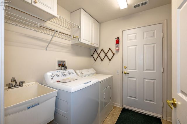 38391 Kingsbury Road, North Ridgeville, OH 44039