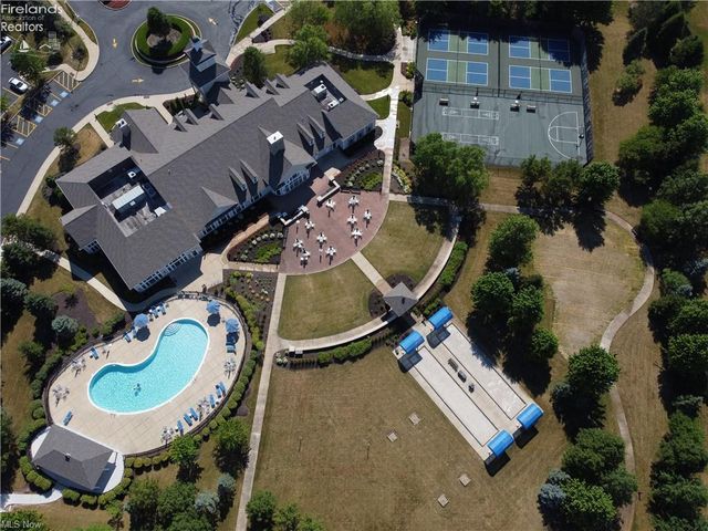 38391 Kingsbury Road, North Ridgeville, OH 44039