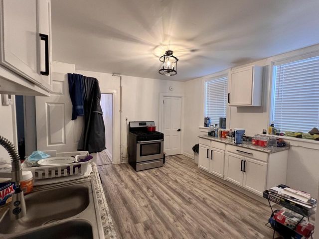 2445 S 5th PLACE #2445A, Milwaukee, WI 53207