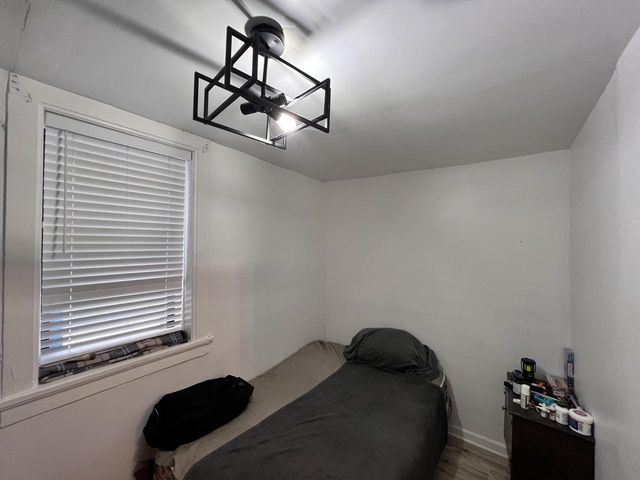 2445 S 5th PLACE #2445A, Milwaukee, WI 53207