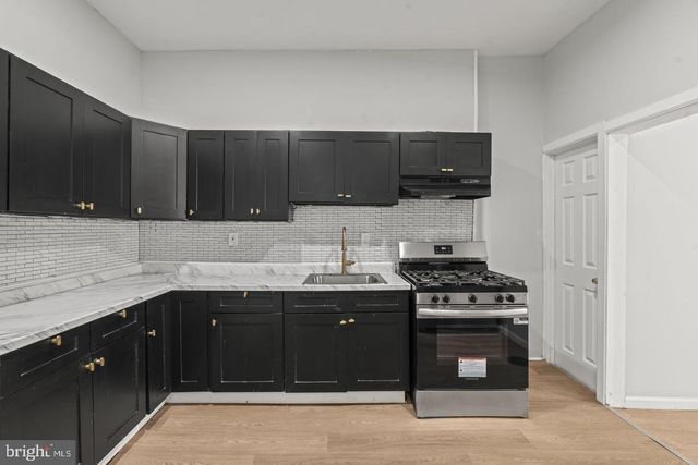 2423 N MYRTLEWOOD ST, Philadelphia, PA 19132