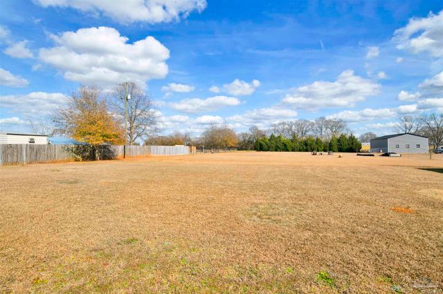 3332 N Simmons Rd, Jay, FL 32565