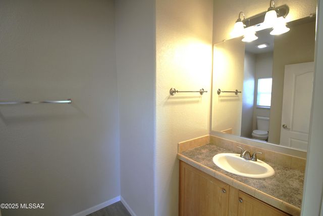 6170 N Orange Tree Lane, Tucson, AZ 85741