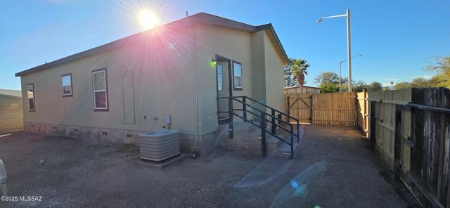 6170 N Orange Tree Lane, Tucson, AZ 85741