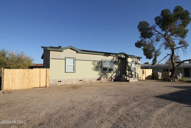 6170 N Orange Tree Lane, Tucson, AZ 85741