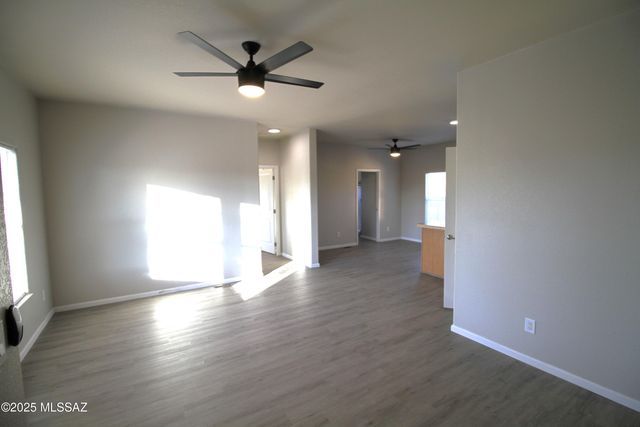 6170 N Orange Tree Lane, Tucson, AZ 85741