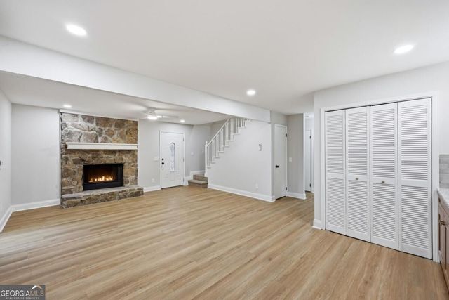 9060 Ruby Lane, Gainesville, GA 30506