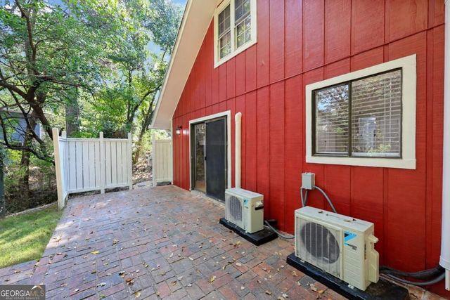 9060 Ruby Lane, Gainesville, GA 30506