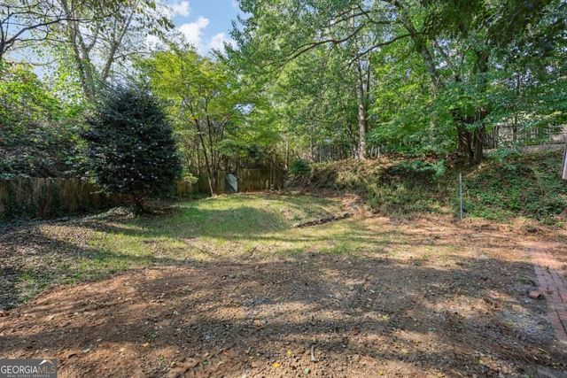 9060 Ruby Lane, Gainesville, GA 30506