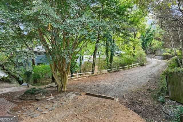 9060 Ruby Lane, Gainesville, GA 30506