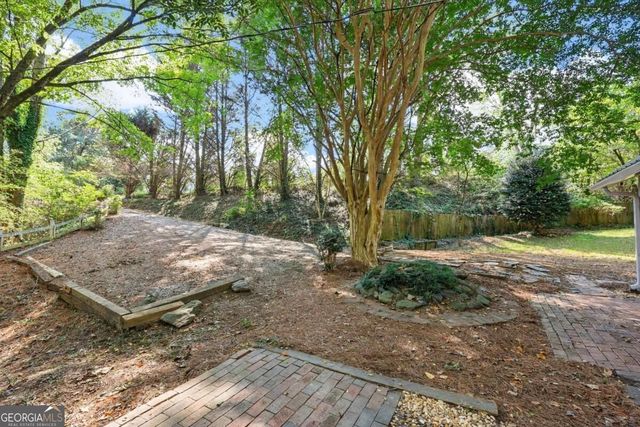 9060 Ruby Lane, Gainesville, GA 30506
