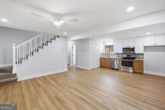 9060 Ruby Lane, Gainesville, GA 30506