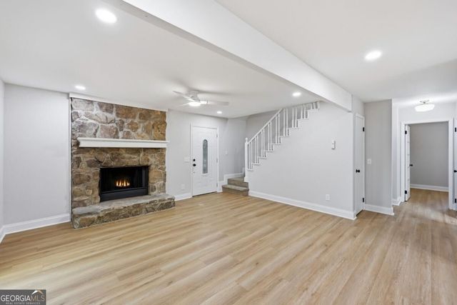 9060 Ruby Lane, Gainesville, GA 30506