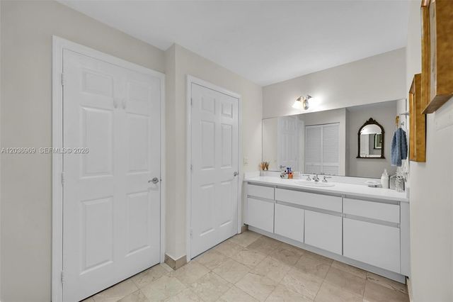 16711 Collins Ave BC-10, Sunny Isles Beach, FL 33160