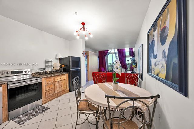 16711 Collins Ave BC-10, Sunny Isles Beach, FL 33160