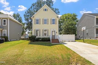 324 Mccarthy Drive, Clayton, NC 27527