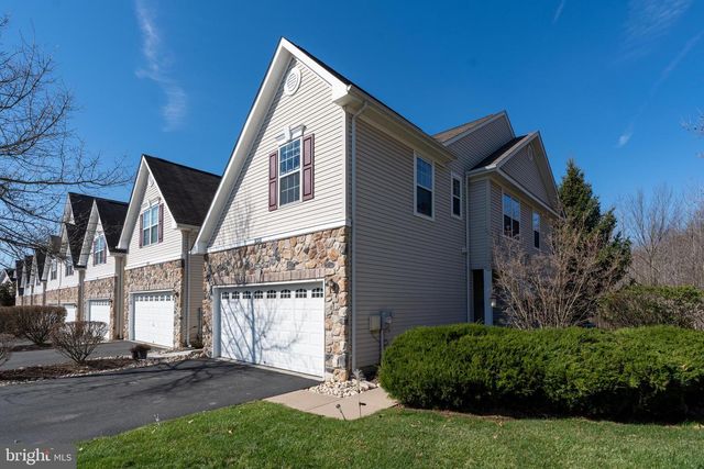 233 CONCORD PL, Pennington, NJ 08534