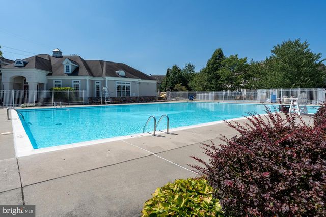 233 CONCORD PL, Pennington, NJ 08534