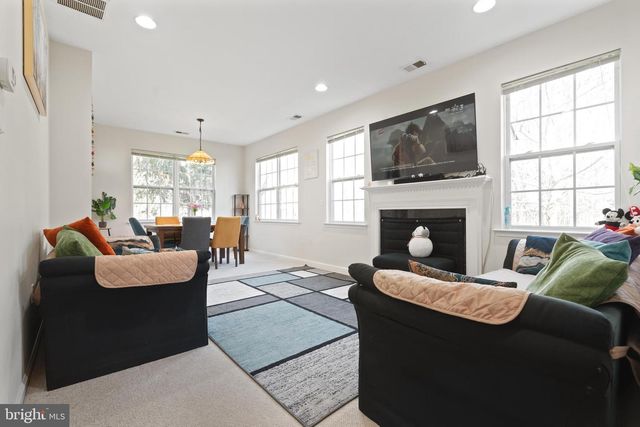 233 CONCORD PL, Pennington, NJ 08534