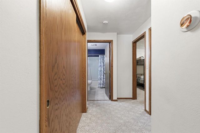 2605 W BIG BEND DRIVE, Appleton, WI 54914
