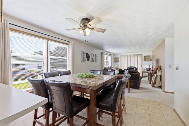 2605 W BIG BEND DRIVE, Appleton, WI 54914