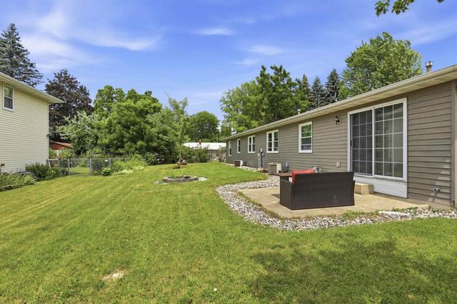 2605 W BIG BEND DRIVE, Appleton, WI 54914