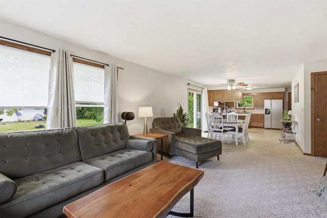 2605 W BIG BEND DRIVE, Appleton, WI 54914