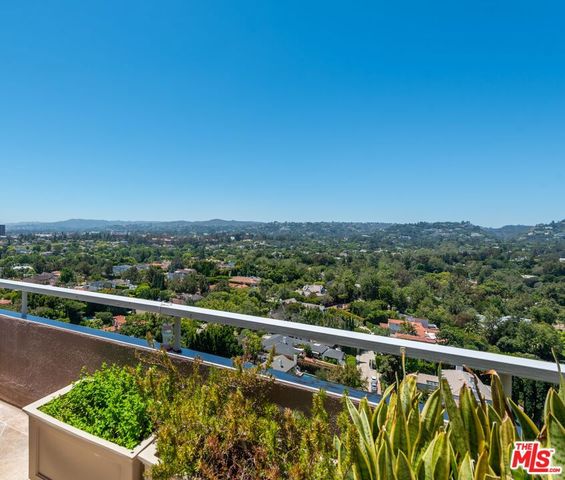 865 Comstock Avenue PHD, Los Angeles, CA 90024