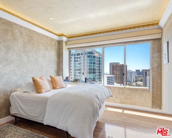 865 Comstock Avenue PHD, Los Angeles, CA 90024