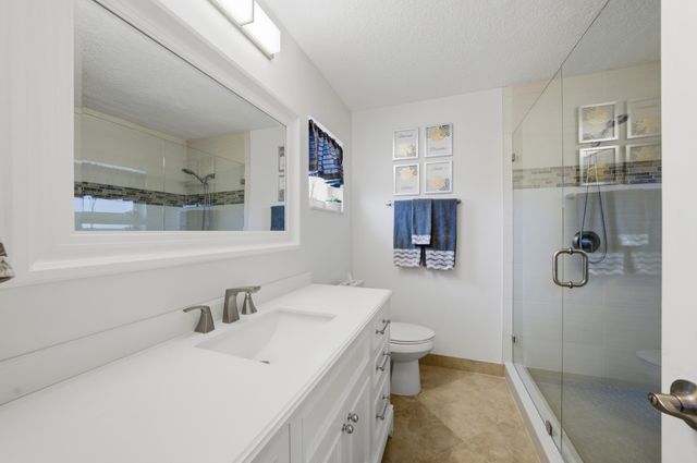 2390 SW 14th Avenue, Boynton Beach, FL 33426