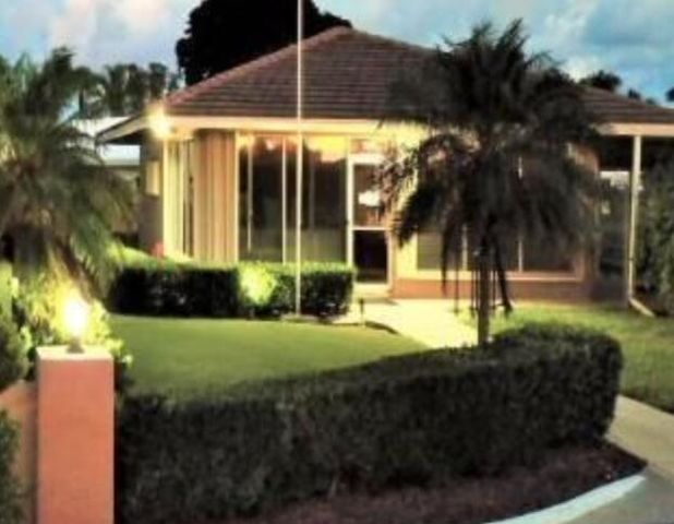 2390 SW 14th Avenue, Boynton Beach, FL 33426