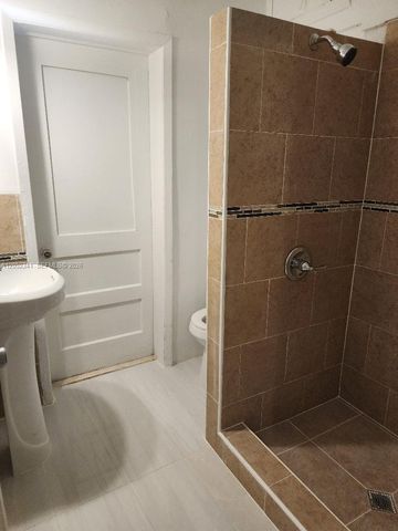 13915 NW 5th Court 1, North Miami, FL 33168