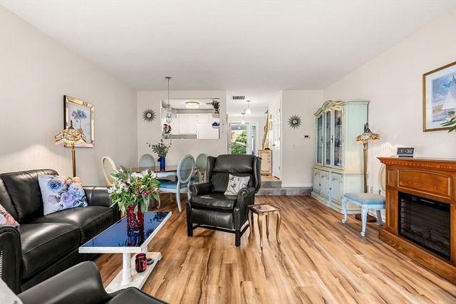 4 Westcliff Dr. Golfview, Plymouth, MA 02360